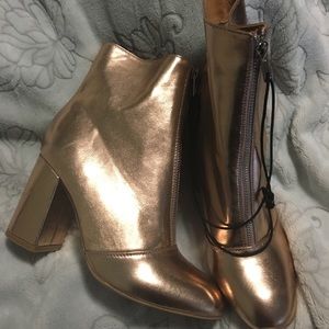 F21 Rose gold zip front chunky heel boots